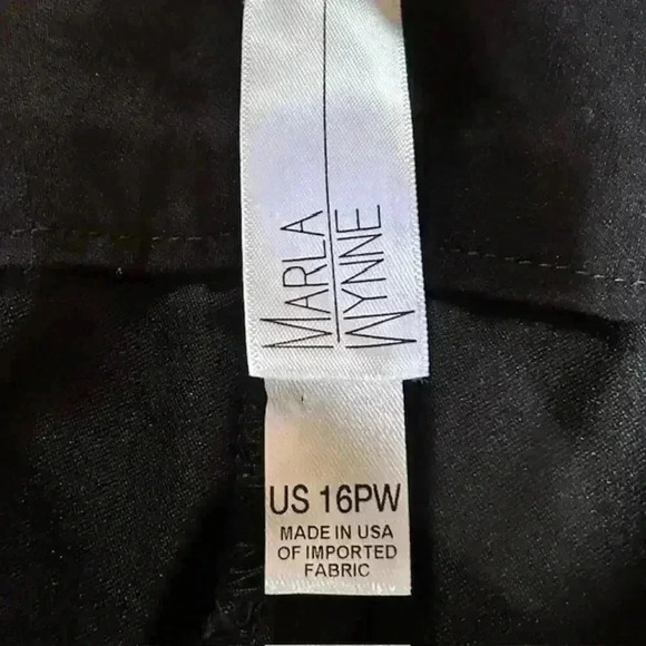 Marla Wynne Elastic Waist, Stretch Black Pants, size 16 PW - Picture 3 of 4